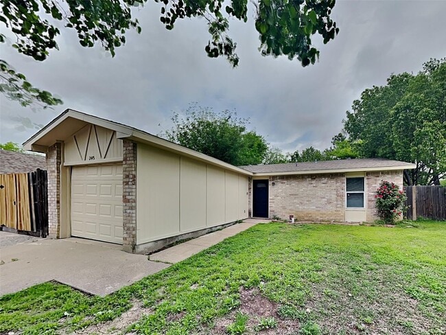 Building Photo - 3 BR/1.5BA | Renovated Single Family Home | 1-Car Garage | Gated backyard