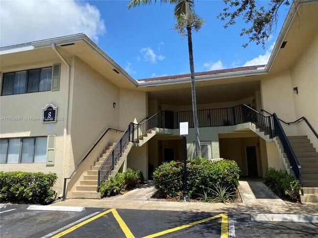Building Photo - 2445 SW 18th Terrace Unit 805 Rental