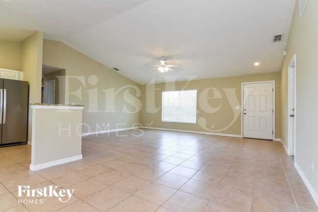 Photo - 10371 Grail Ave