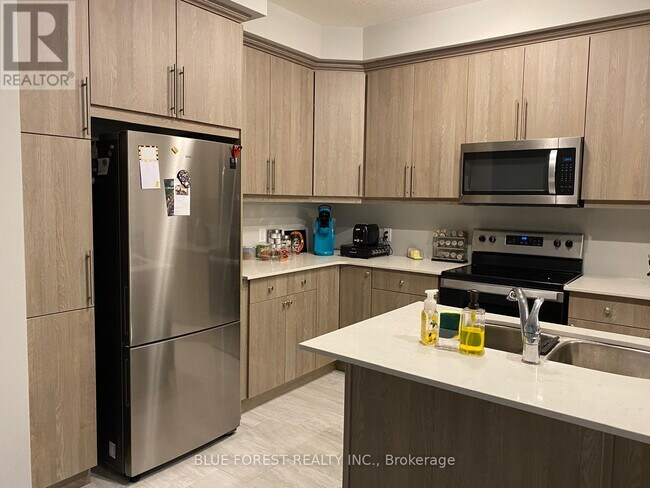 Photo - 177 Edgevalley Rd