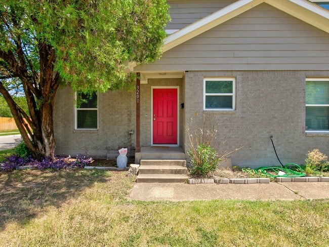 Photo - 3201 Forest Park Blvd