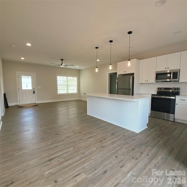 118 Wetmore Rd