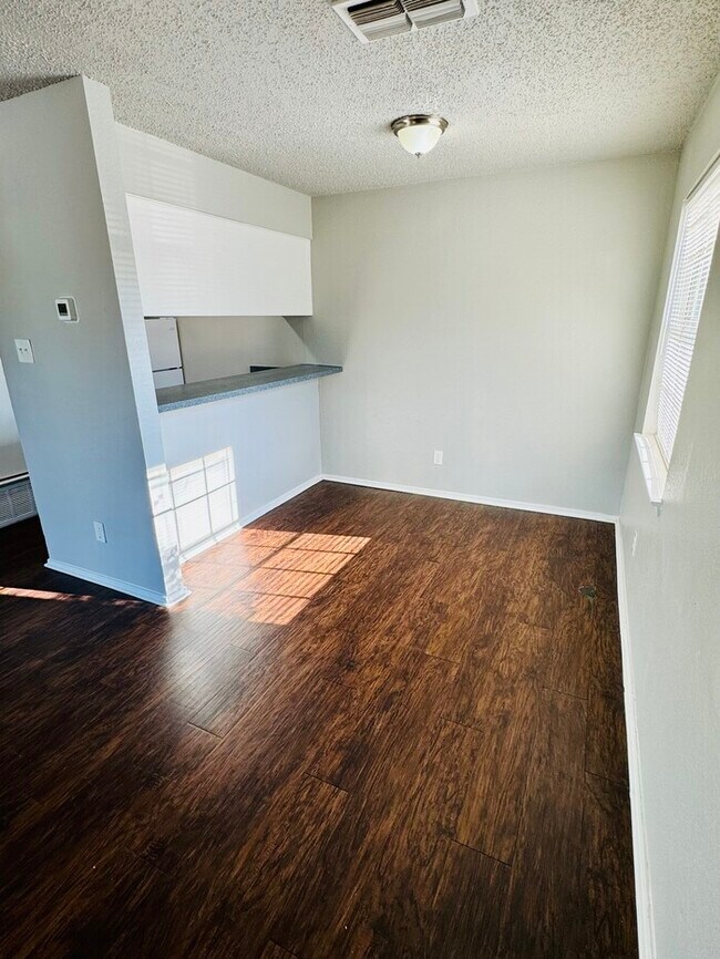 Photo - Kennedale 1 bedroom apartment ! Water included !