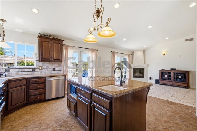 Photo - 29003 Gumtree Pl