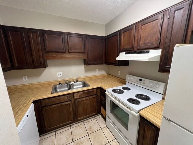 Photo - Gulf Breeze - Green Briar Estates - 1 bedroom, 1 bathroom