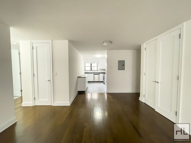 Photo - East 89 Street Unit 4J