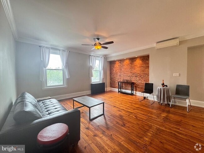 Building Photo - 2232 Fairmount Ave Rental