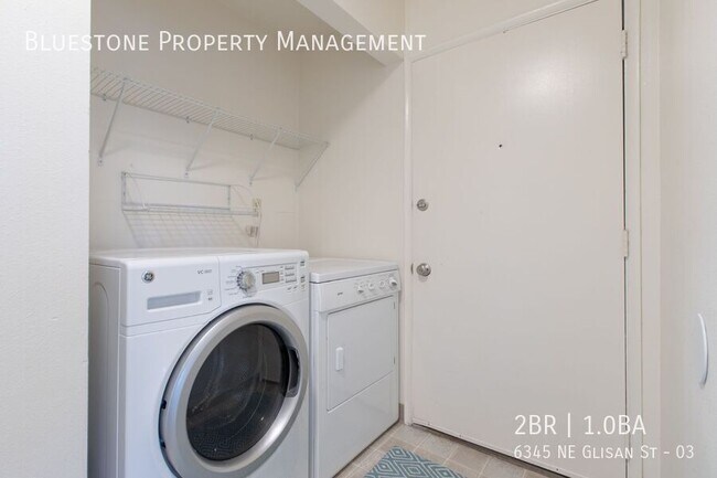 Photo - 6345 NE Glisan St Unit 03