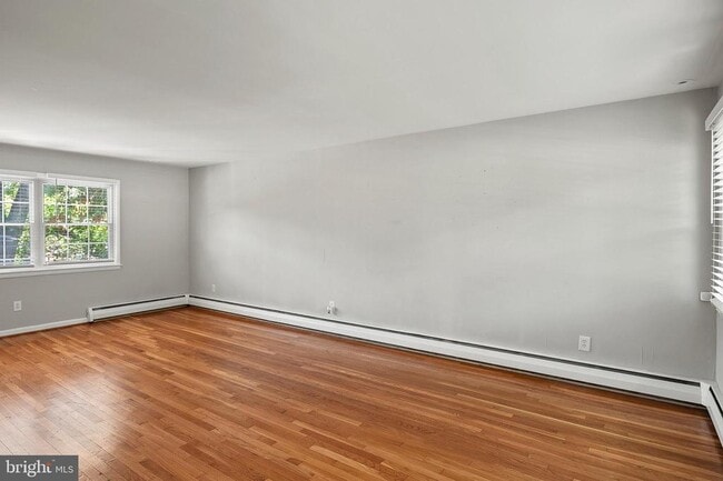 Photo - 604 Goucher Blvd