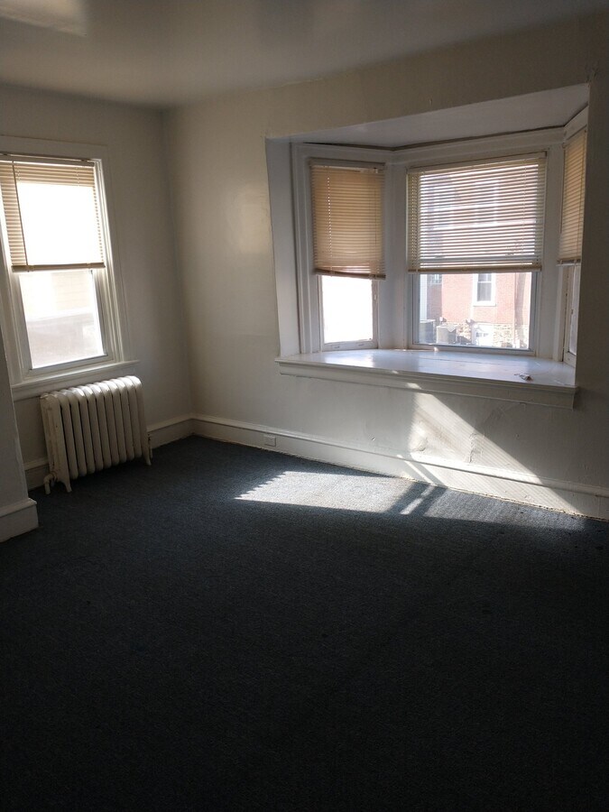 Photo - 5211 N Marvine St