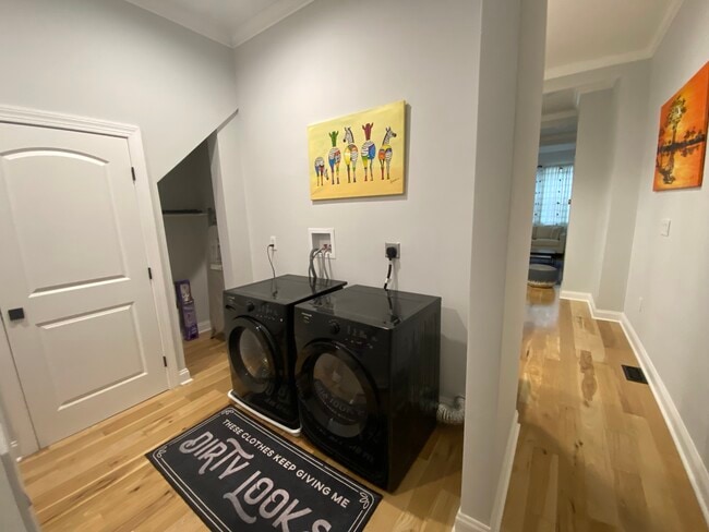 Photo - 2912 Grindon Ave