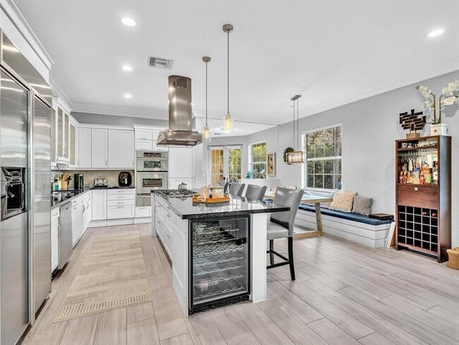 Photo - 421 SW 5th St
