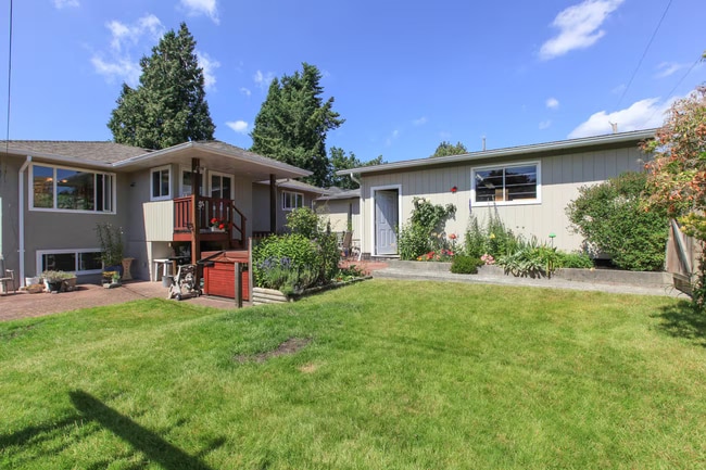 Photo - 2956 Noel Dr