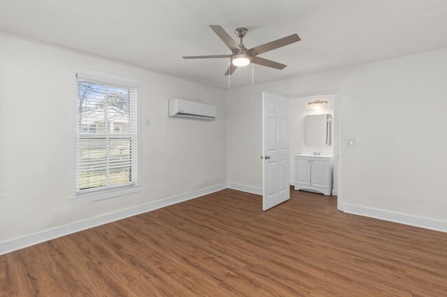 Photo - 801 E Mobile St Unit 2