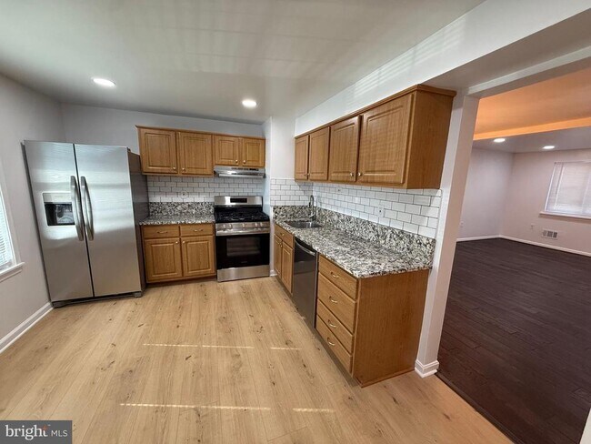 8049 St Annes Ct