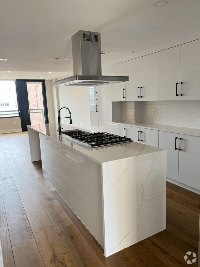 Building Photo - 912 F St NW Unit 1109 Rental