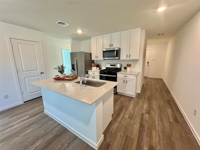 Photo - 40962 Seasoned Oak Ln