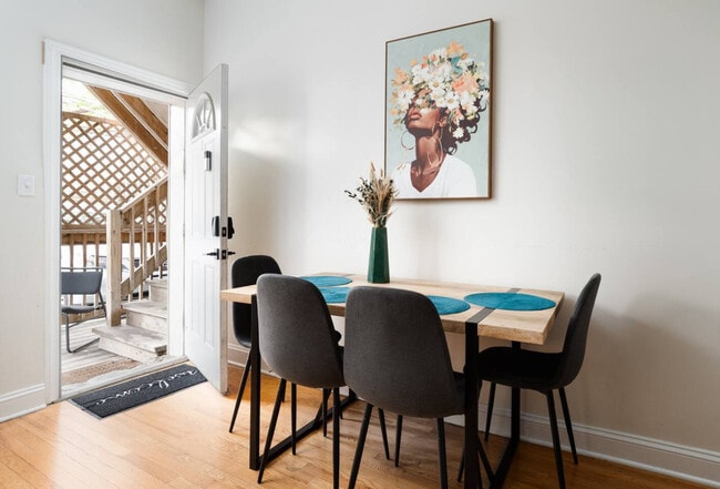 Photo - 2724 W Division St Unit ID1358030P