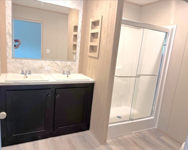 Photo - 310 Karlee Dr