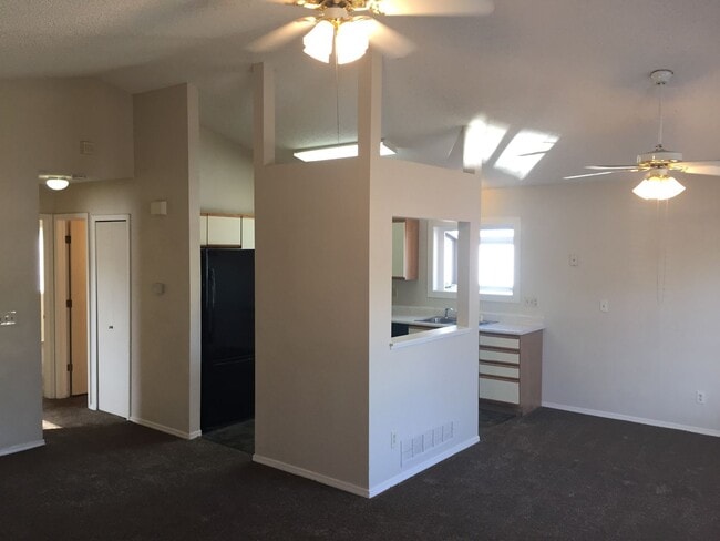 Photo - Cozy 4 Bedroom Bi-level in Security/Widefield