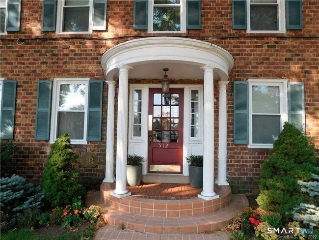 512 Townsend Ave Unit LL
