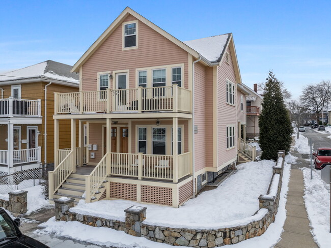 Building Photo - 78 Bowdoin St Rental