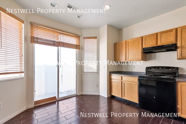 Photo - 6735 Mahogany Pl