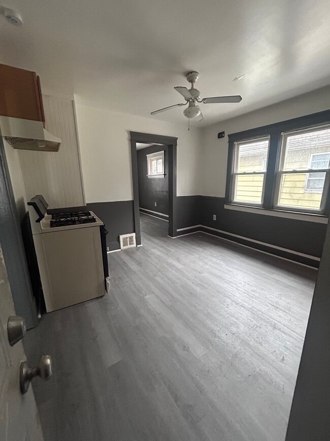 Photo - 2948 E 125th St Unit Up