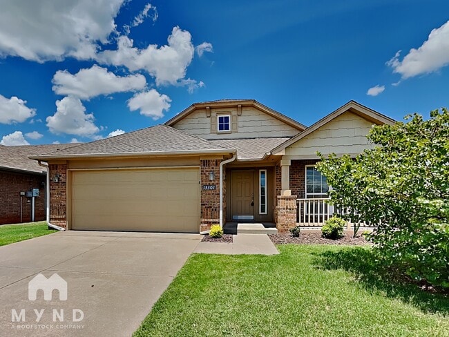 Photo - 13301 SW 2nd St