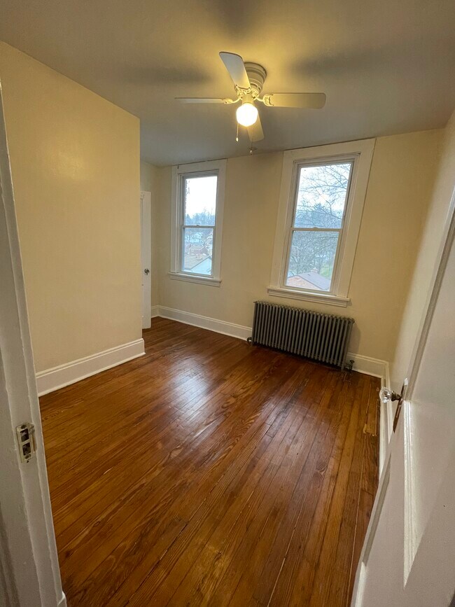 Photo - 2450 Starkamp St Townhome