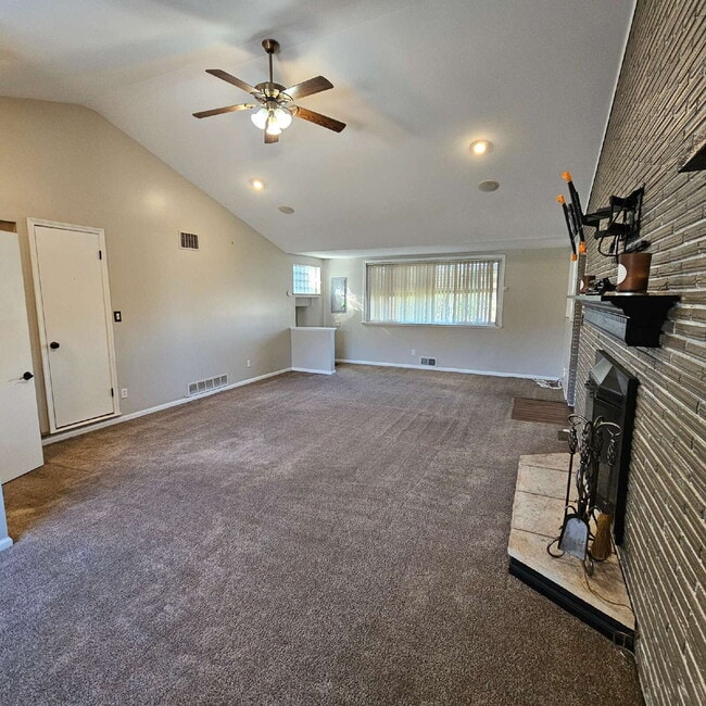 Photo - 3 Bedroom, 1.5 Bath Brick Ranch with Attac...