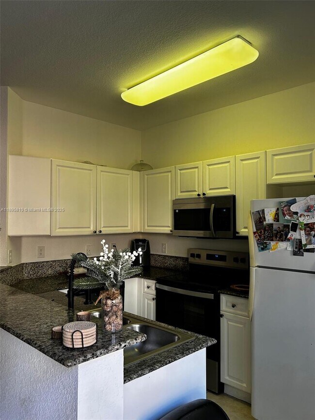 Photo - 10775 NW 83rd Terrace