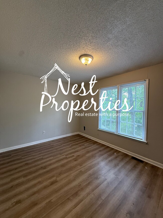 Photo - 101 Manorwood Ct