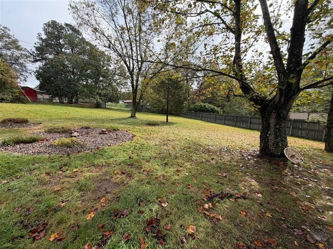 Photo - 2600 Northern Rd