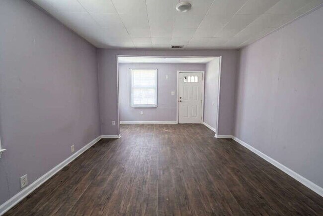 Photo - 431 Bussey Ave