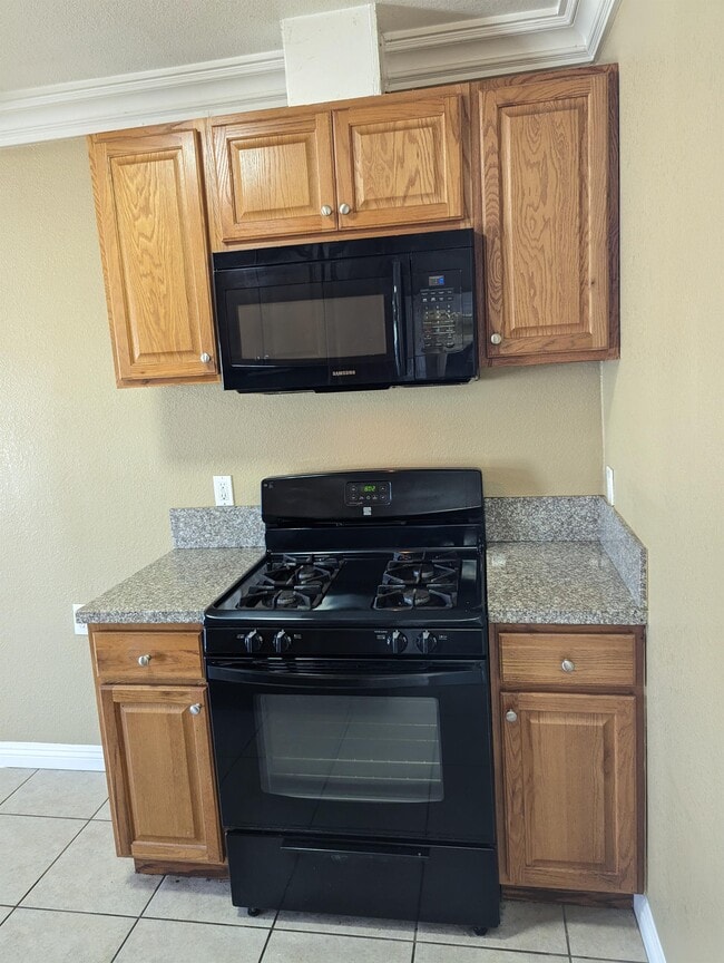 Photo - 6382 Los Robles Ave