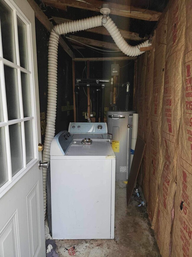 2730 Forest Hill Ave NW Apartments Unit 2732 Forest Hill Roanoke, VA