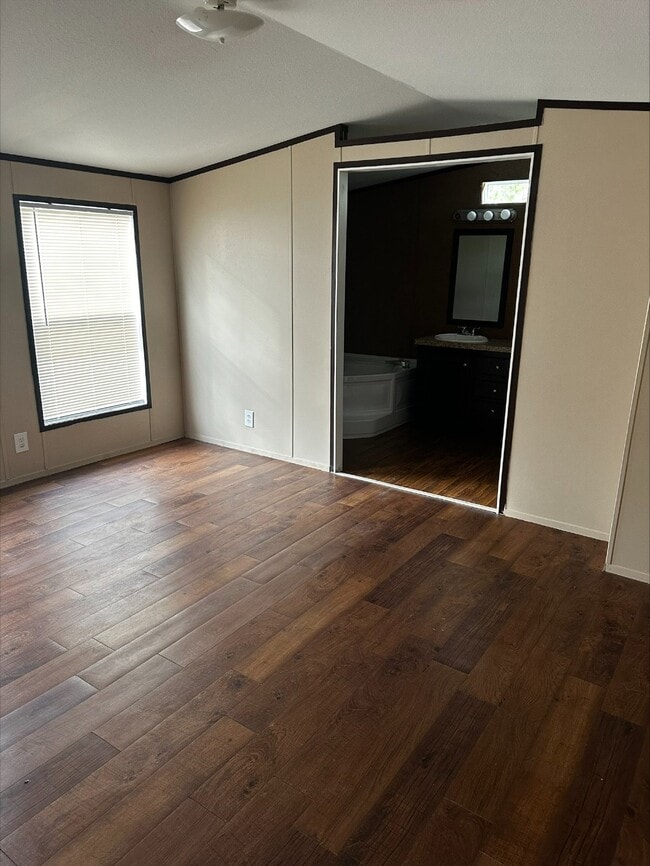 Building Photo - 3322 IH-69 Access Rd Unit Lot 11 Rental