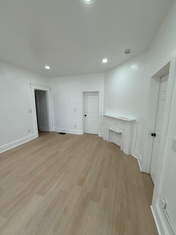 Photo - 1447 W 101st St Unidad 1