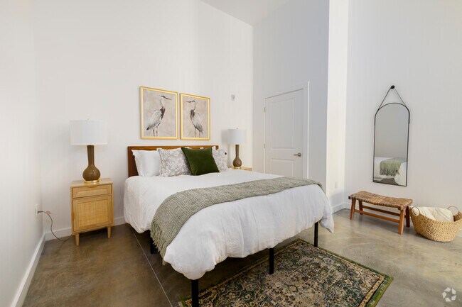 Studio 4 - Primary Bedroom