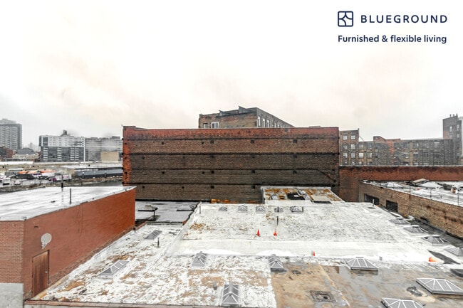 Photo - 77 Commercial St Unidad SI FL4-ID2048