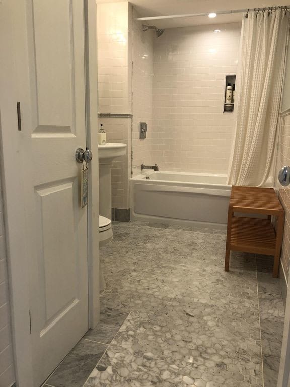 Photo - 30 Point Breeze Dr