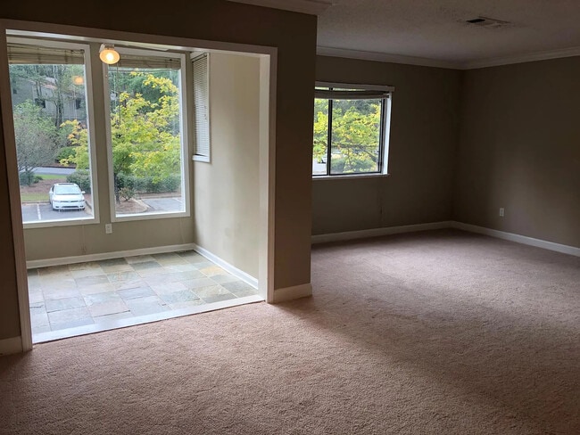 2004 wingate way Unit 2004