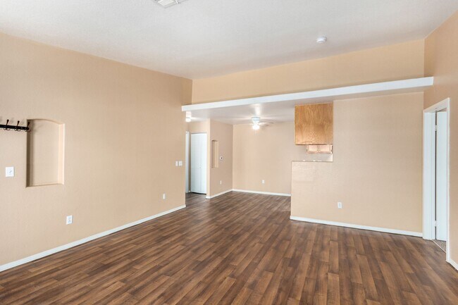 Photo - CHARMING 2 BED 2 BATH CONDO NEAR NELLIS AI...