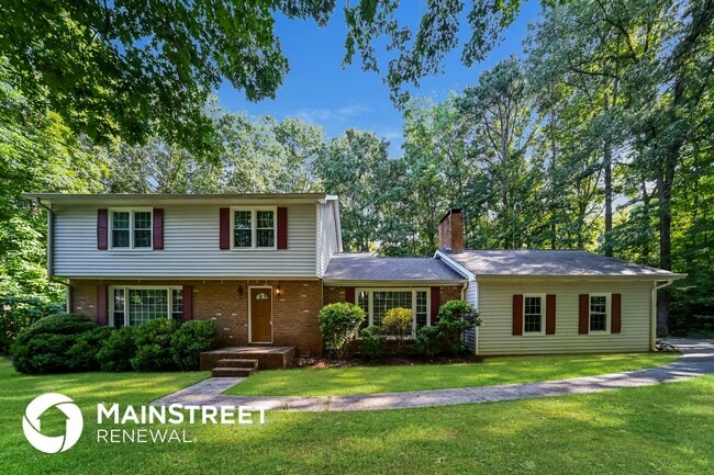 Photo - 185 Derby Dr