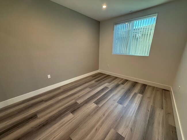 Photo - 11155 Huston St Unidad 201