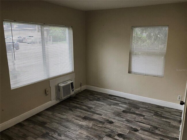 Photo - 7208 N Nebraska Ave