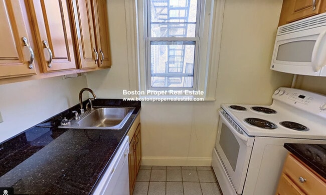 Photo - 102 Queensberry St Unidad 10