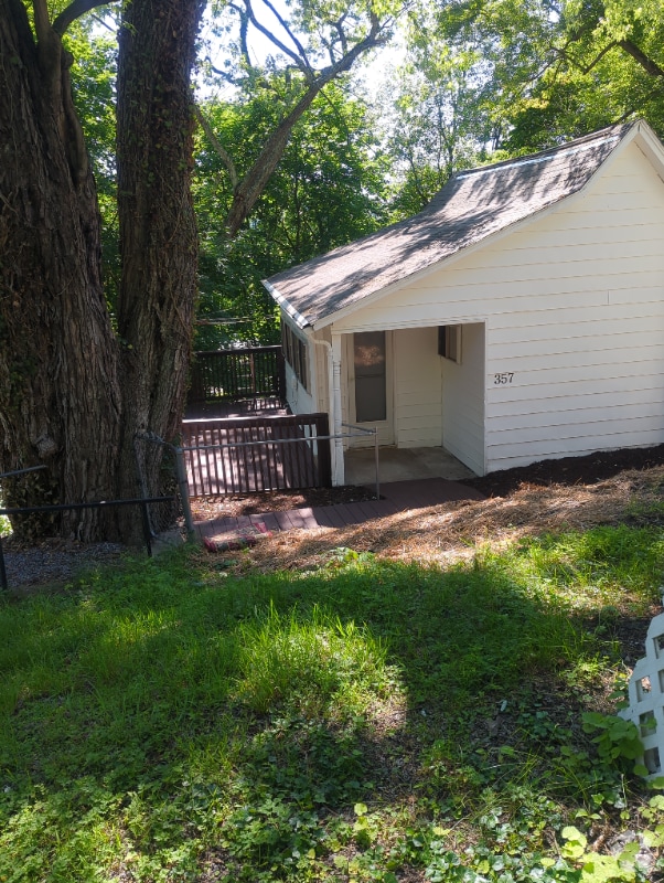 Building Photo - 357 N Jackson St Rental