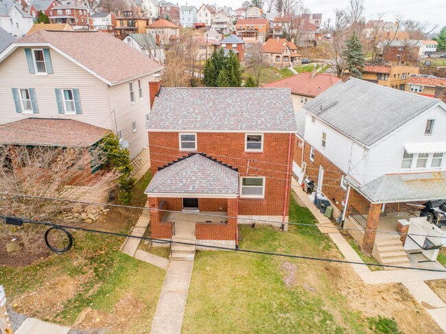 Photo - AVAILABLE MID-MARCH! Don’t miss this STUNNING 3 BEDROOM BRICK HOME LOCATED IN WEST VIEW!